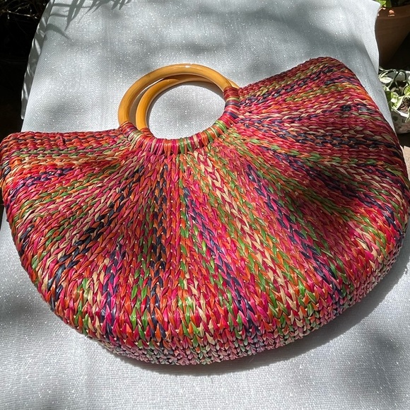 Colorful Straw Handbag - Picture 4 of 9